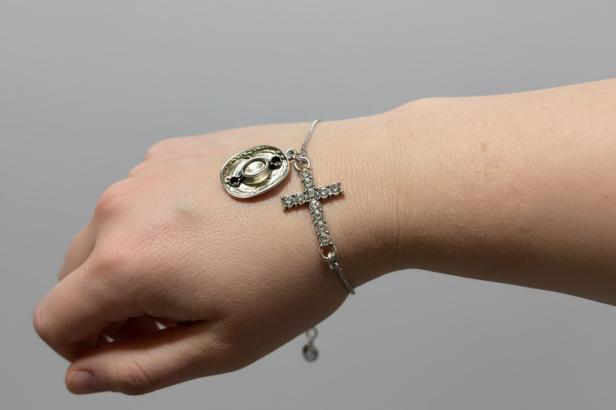 Crosses and cowgirls