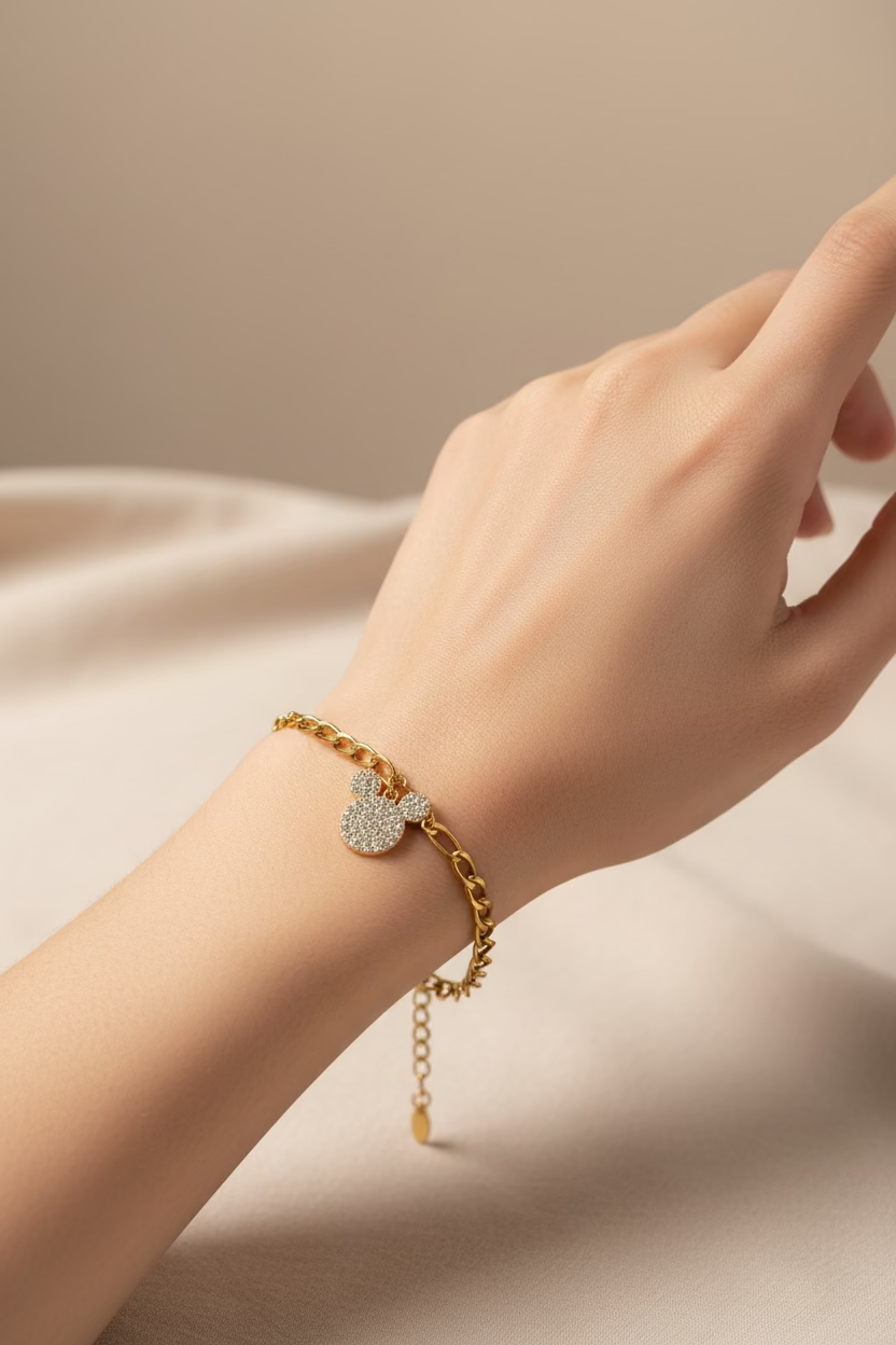 M. I. C.    K. E. Y.